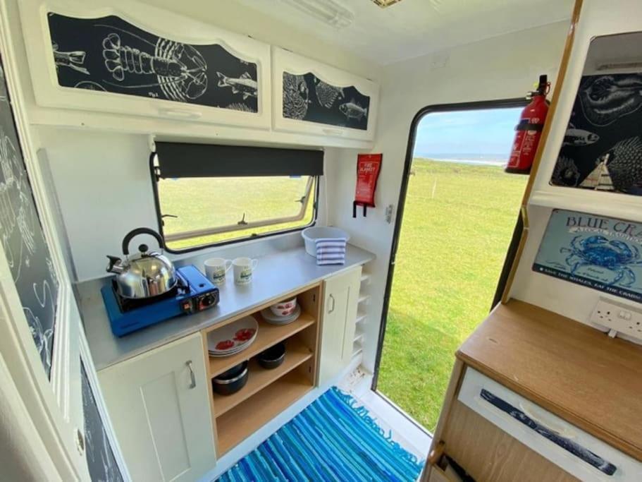 Lily Cosy Campervan With Sea Views & Amazing Sunrises St Ives Exterior foto
